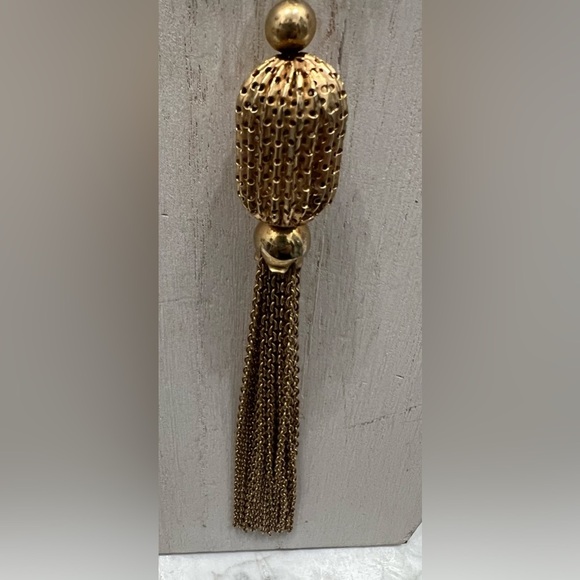 Elegant Gold over Metal Chain Necklace with Tassel - Picture 2 of 2